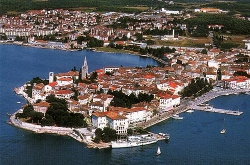 Poreč pohled na město